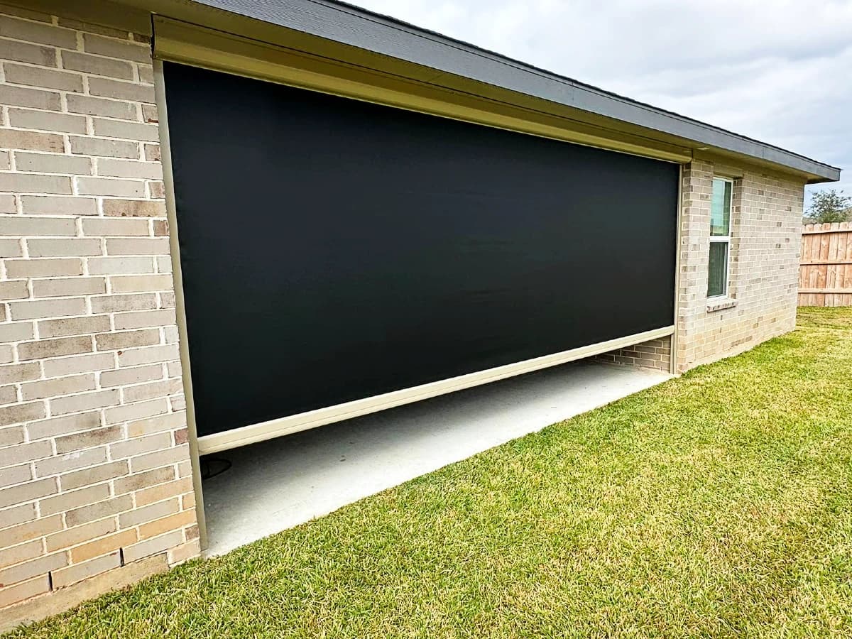 Motorized Screens gallery image 11