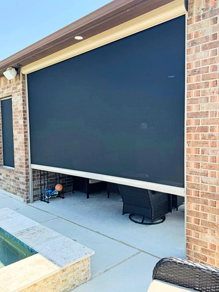 Motorized Screens gallery image 25