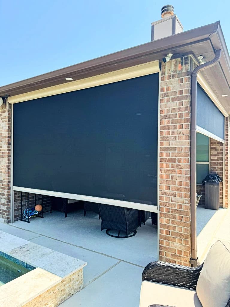 Motorized Screens gallery image 28