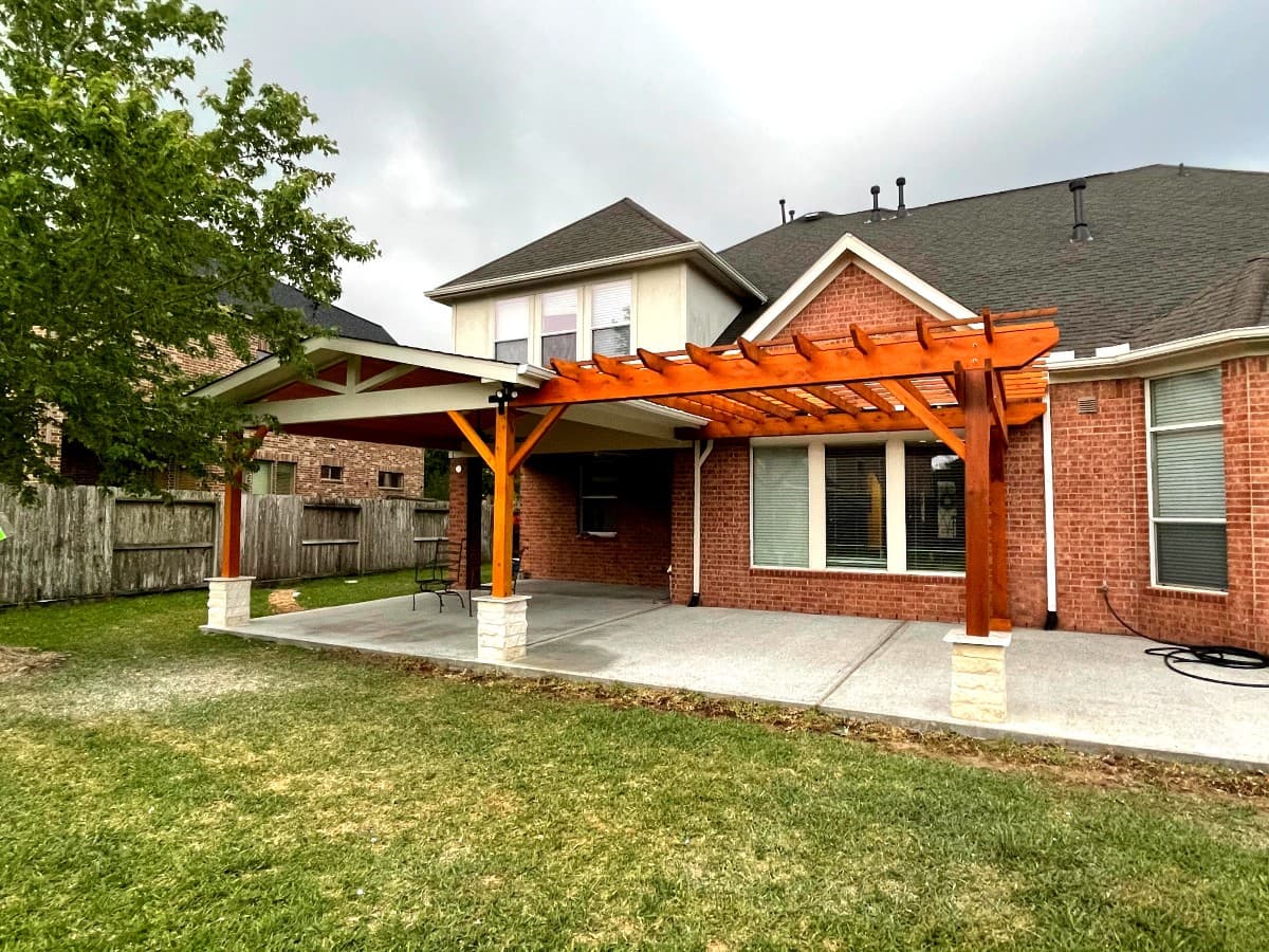 Pergolas & Gazebos gallery image 38